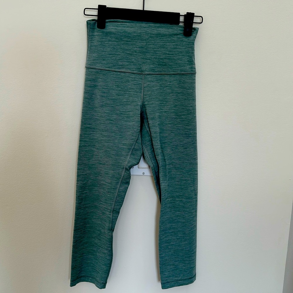 Excellent used condition. Lululemon align, high-rise, crop leggings, size 4.